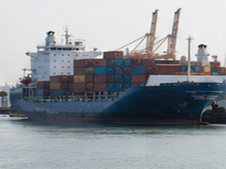 Container vessel logistics for Bangladesh vehicle export from Japan
